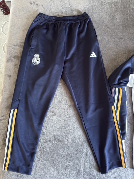 Анцуг на Реал Мадрид Адидас