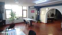 Vand spatiu comercial in Deva, ultracentrala, (Bld Decebal), etaj 1