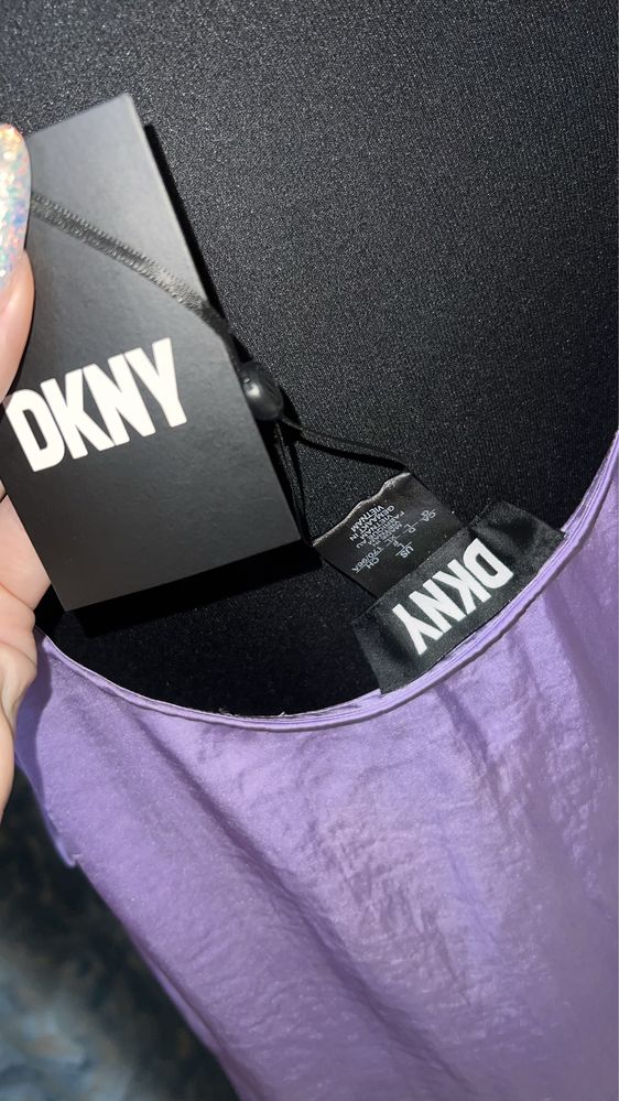 Maieu violet DKNY