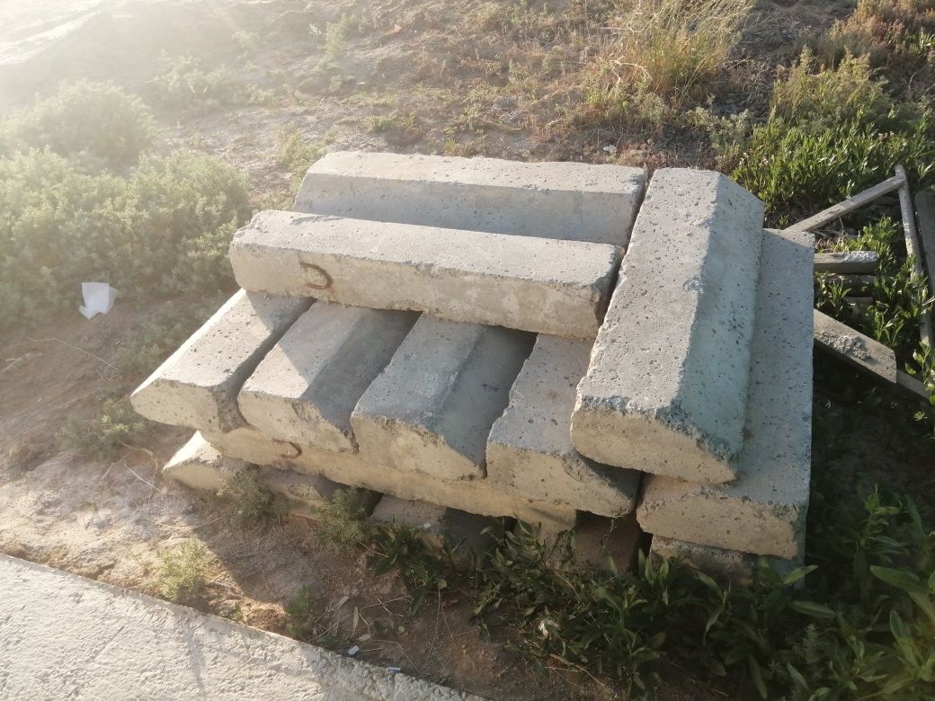 Продаётся бордюр