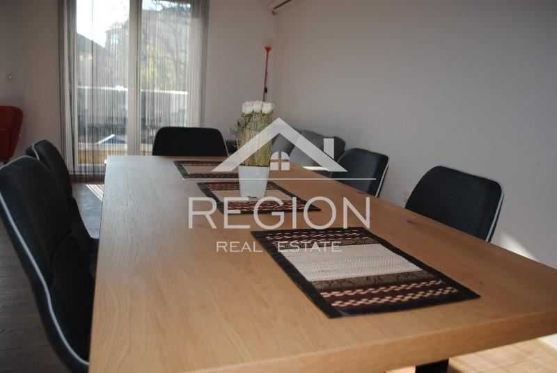 Дава се под наем Тристаен апартамент в Варна, Център - 100 кв.м за 510 € - Снимка #8