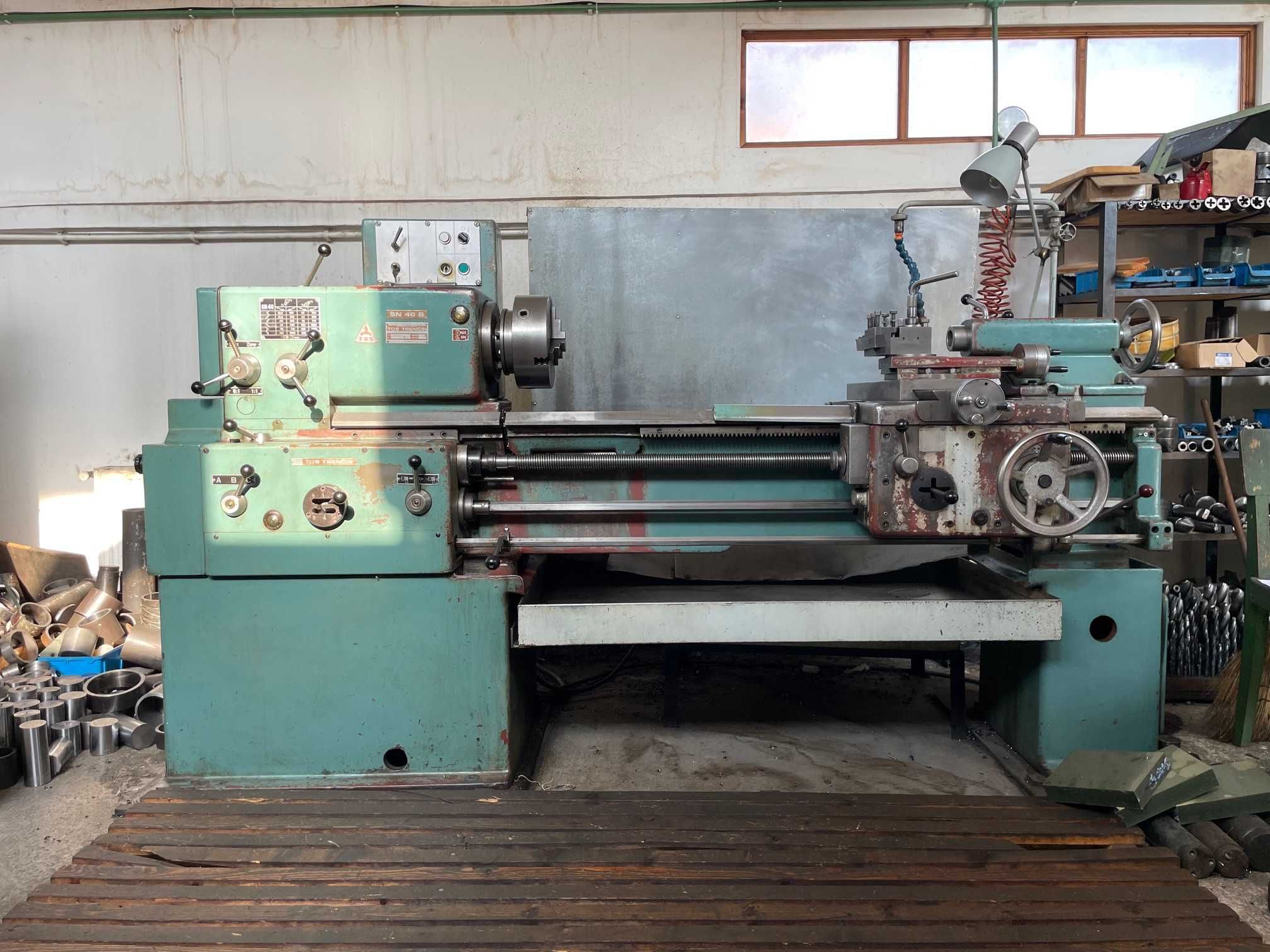 Strung orizontal TOS Trencin SN40B