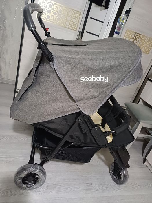Продаётся фирменный двойнишка коляска Seebaby