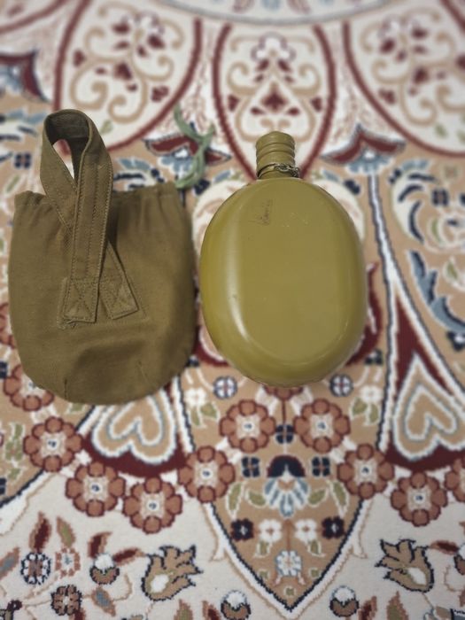Фляжка армейская