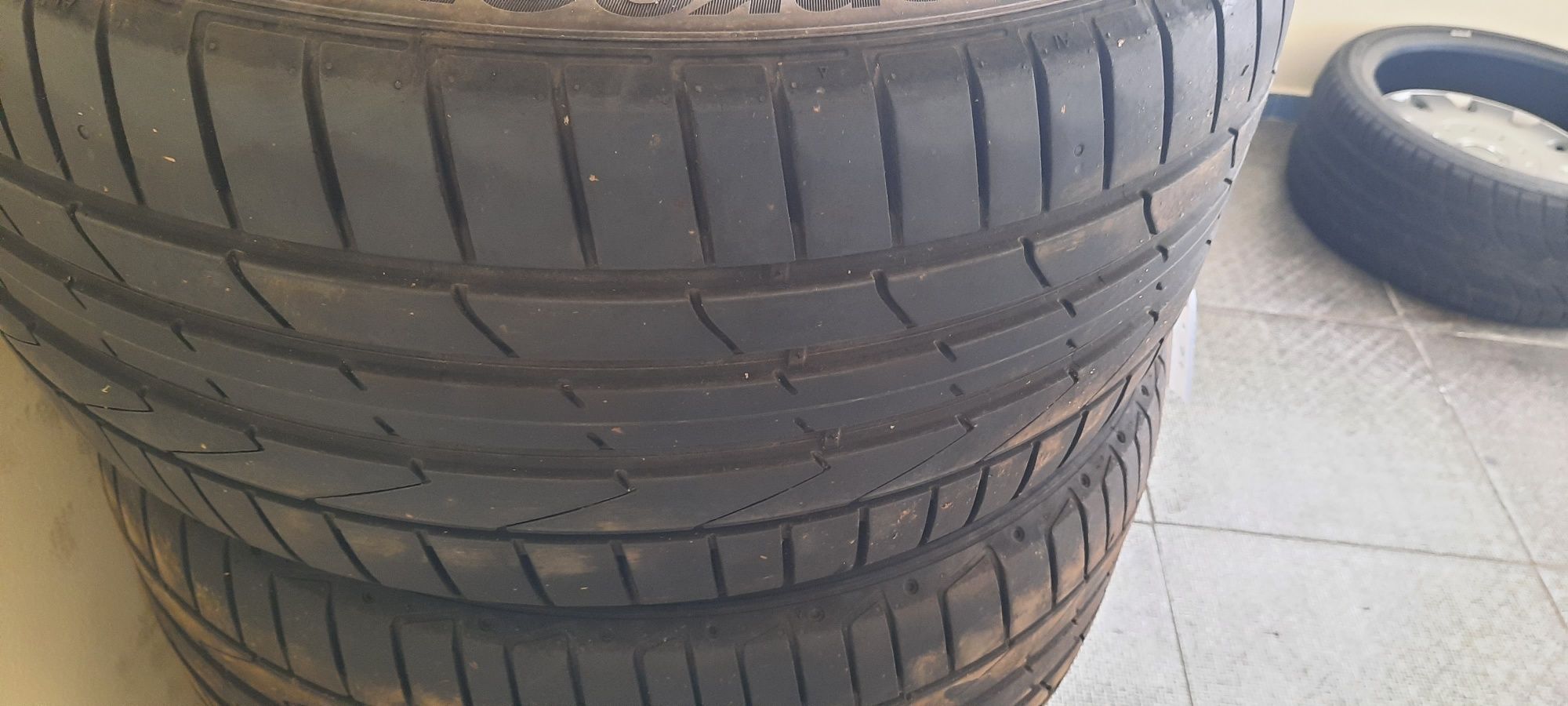Hankook 245/45/17