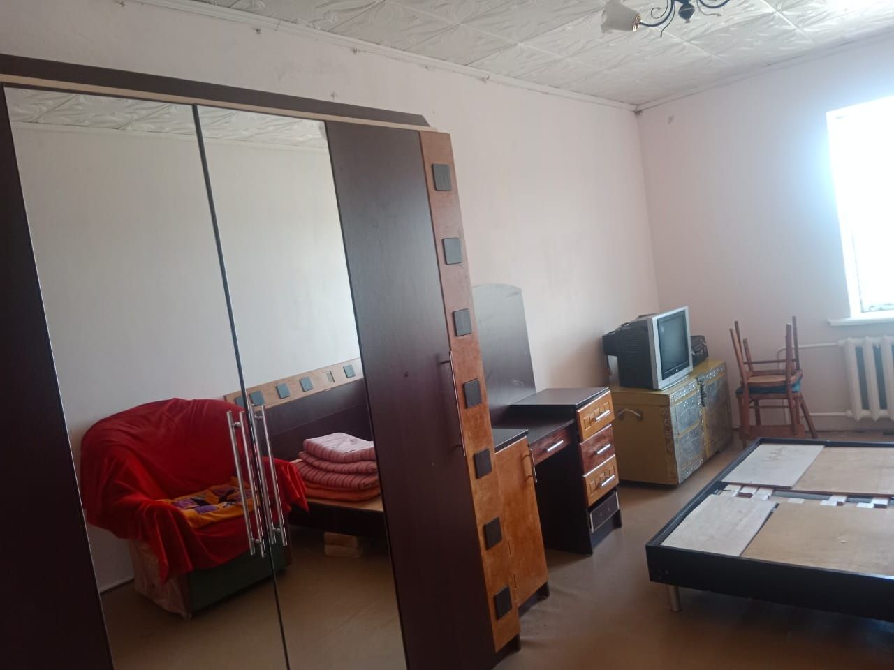 Продам 3-х комн квартиру, из жжёного красного кирпича