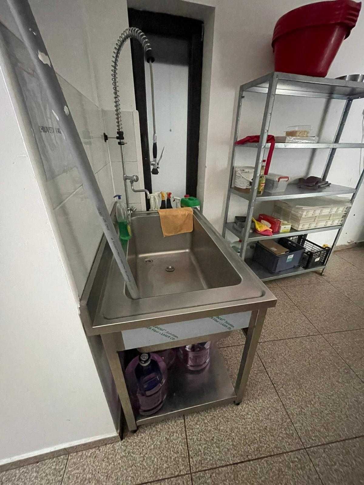 Vand laborator de cofetarie Bucuresti cu preluare chirie spatiu 130 mp