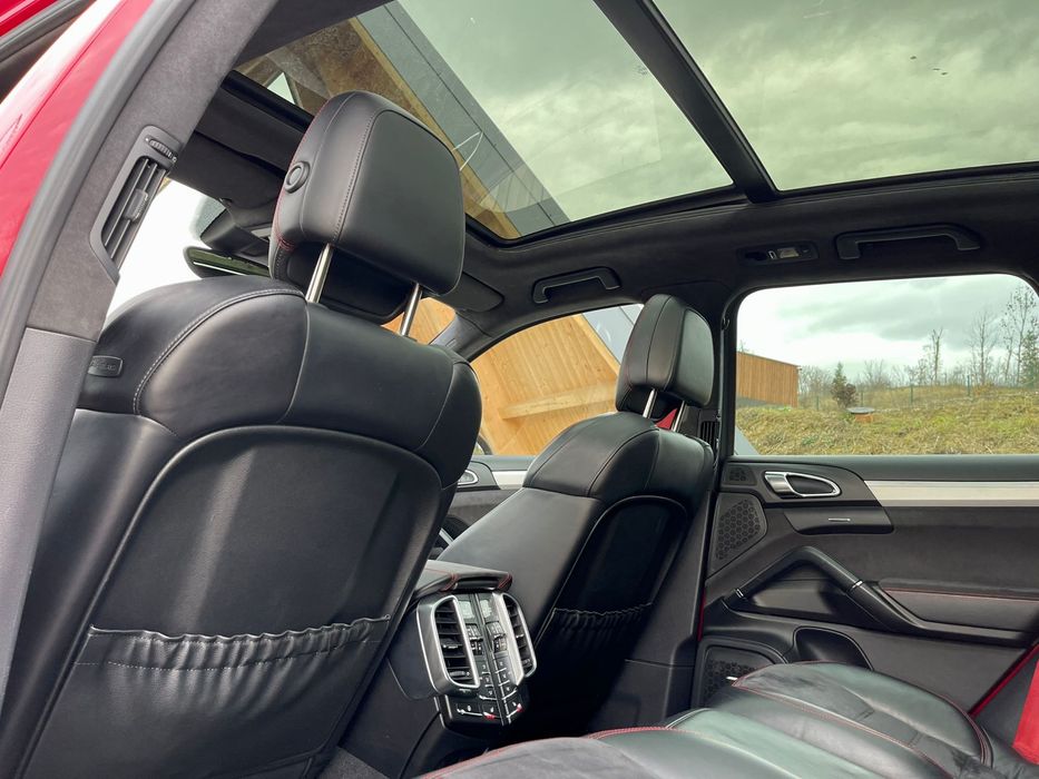 Porsche cayenne gts 4.8 v8 !!! Accept variante