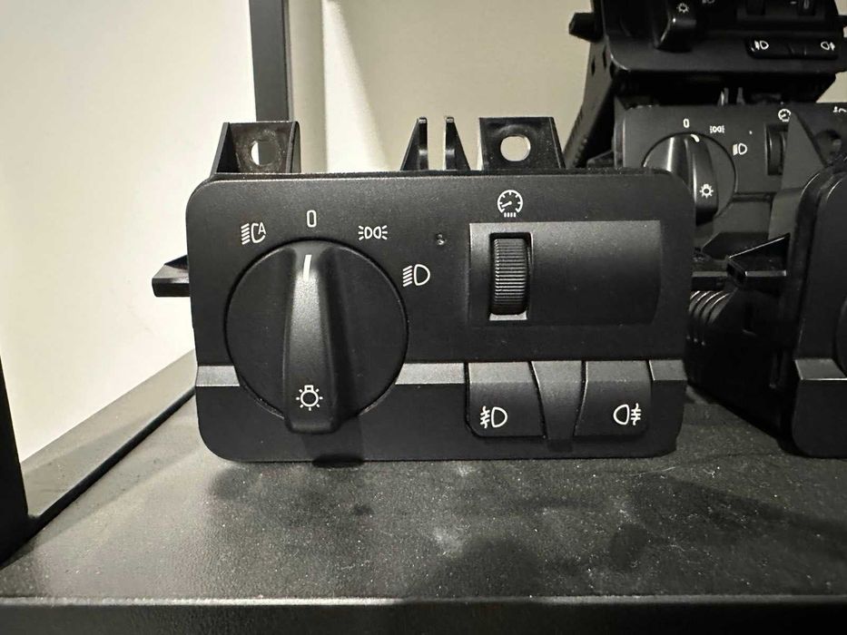 Ключове за фарове BMW E46 (LSZ) последно поколение (HW01/SW47/CI37)