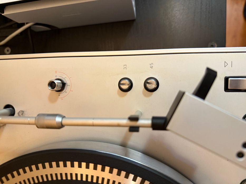 Philips 212 Electronic, 1972-1975, с доза Ortofon 2M Red