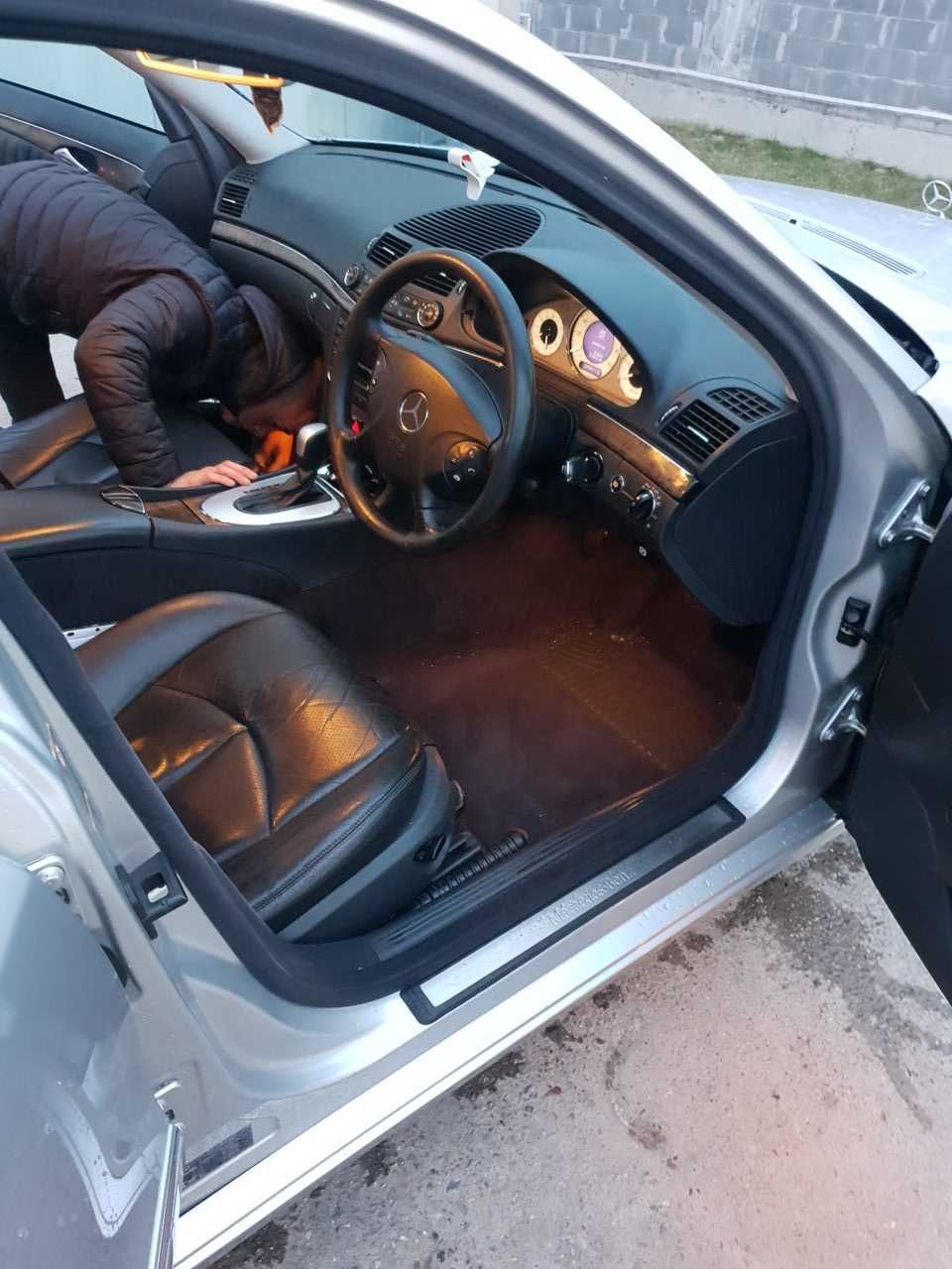 Mercedes E 320 cdi 204hp W211