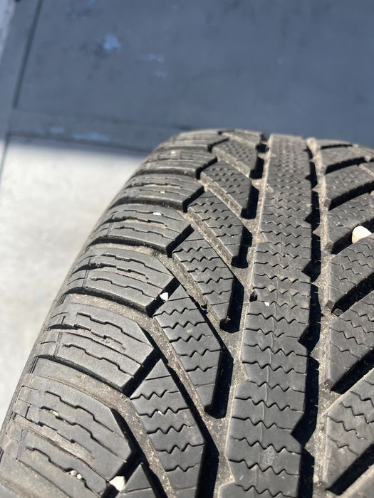 2 бр. зимни гуми 205/60/16 Semperit DOT 2219 6 mm