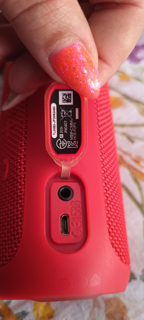 JBL Flip 3 червена