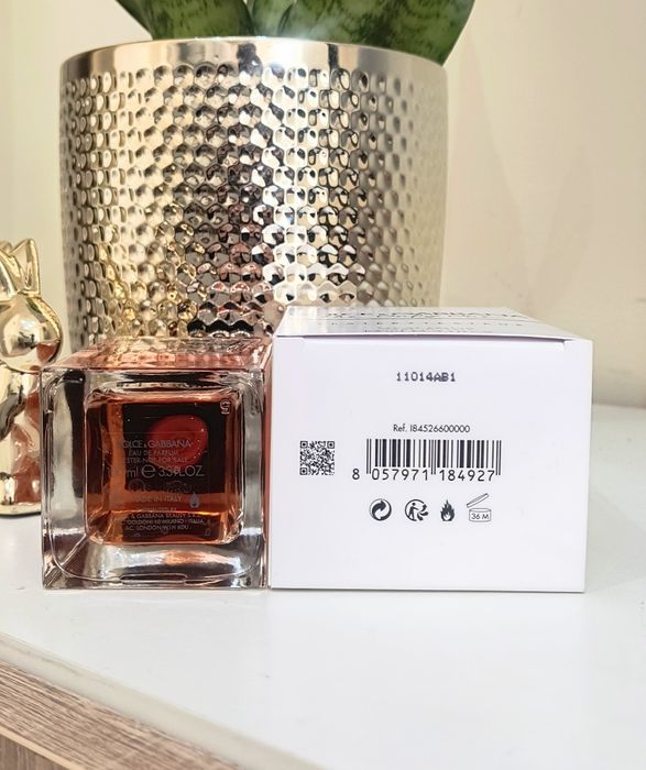 The only one Dolce and Gabbana / CHOGAN 144  Caramel Latte Cookie Bite