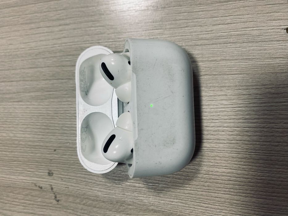 Airpods оригинал