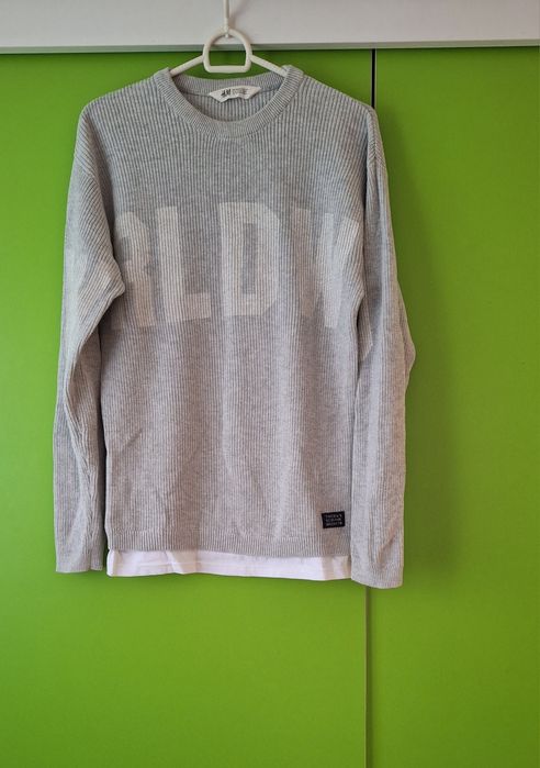 Pulover H&M, nu Zara