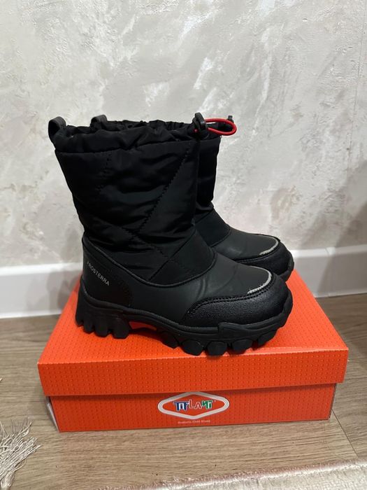 Продам дутики для мальчика