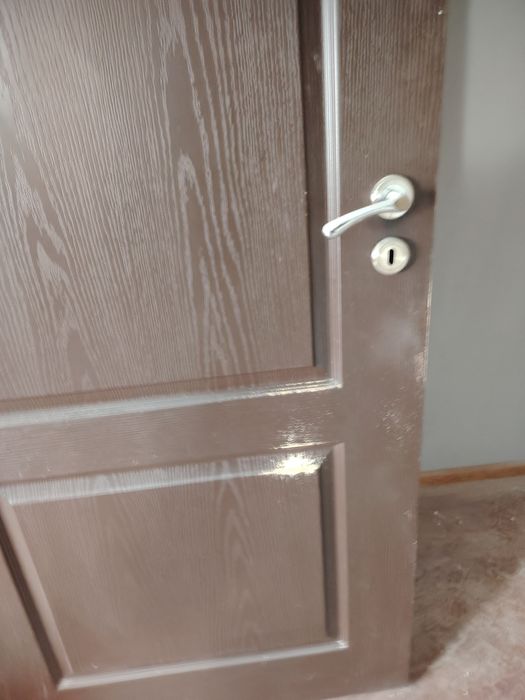 Интериорни врати със забележки