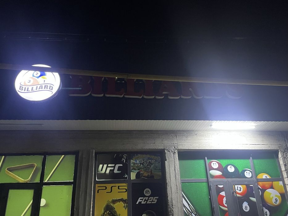 Вывеска бильярд светящийся 100 000 тг