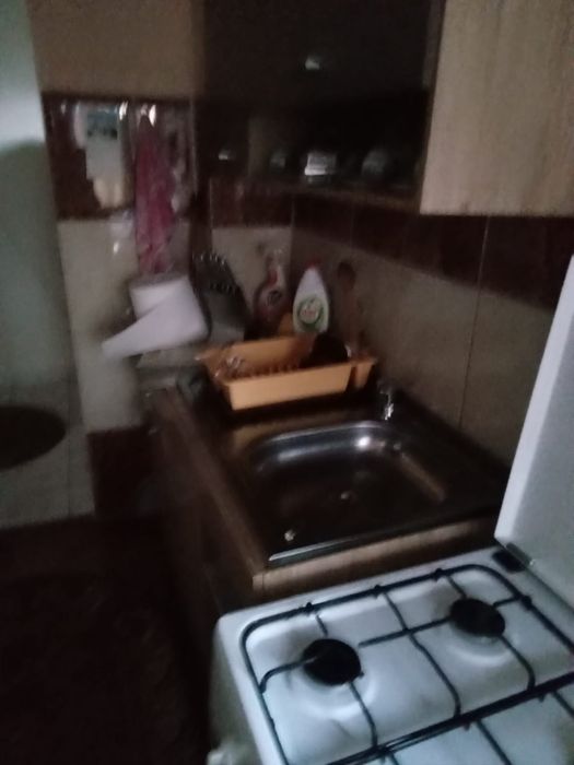 Închiriez garsoniera