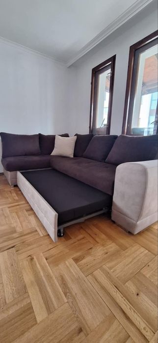 Разтегателен диван в отлично състояние