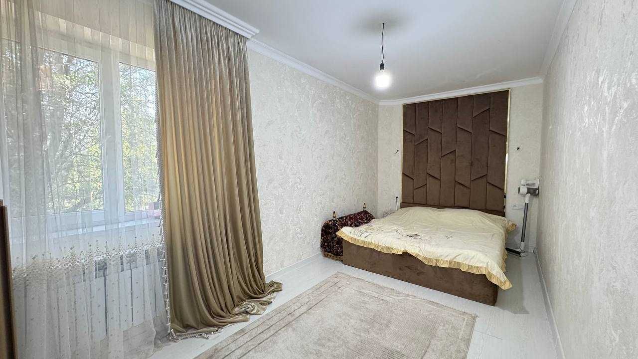 Киргили ФарПИ 2 хонали квартира сотилади.ID: 1158