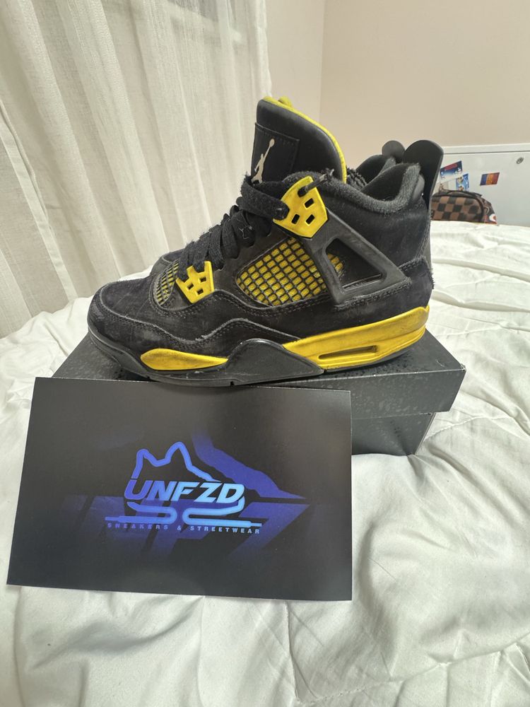 Air Jordan 4 Yellow Thunder (folositi)