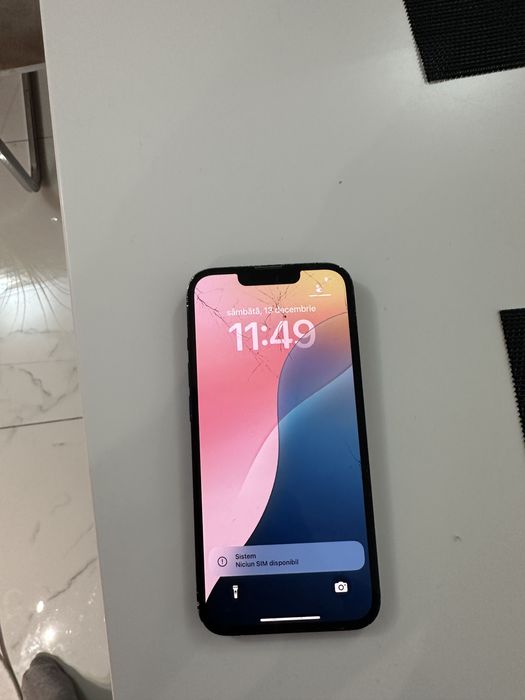 Vand iphone 13 128 gb avariat