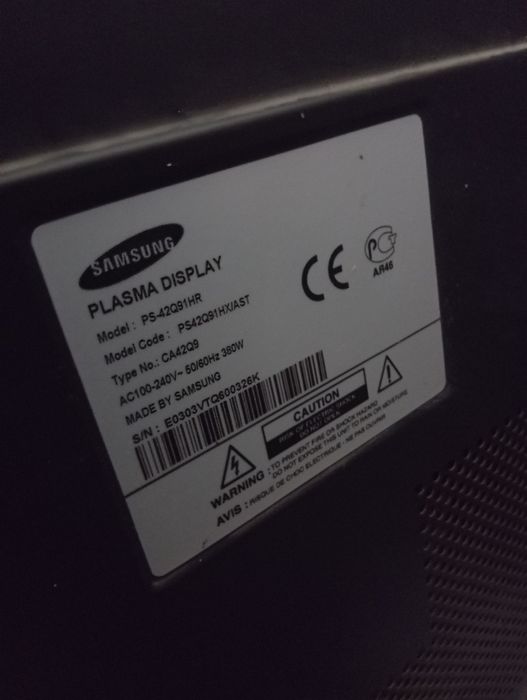 Телевизор 42 талик Samsung uz digital тюнери билан сотилади