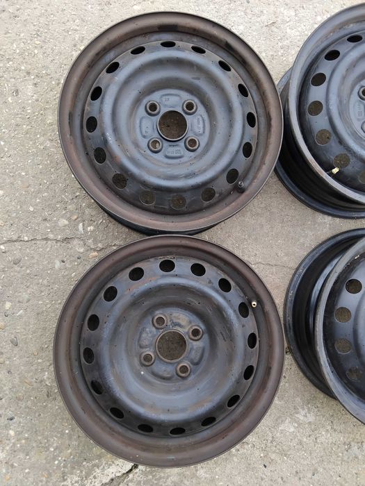 Железни джанти 15 цола за Toyota Yaris