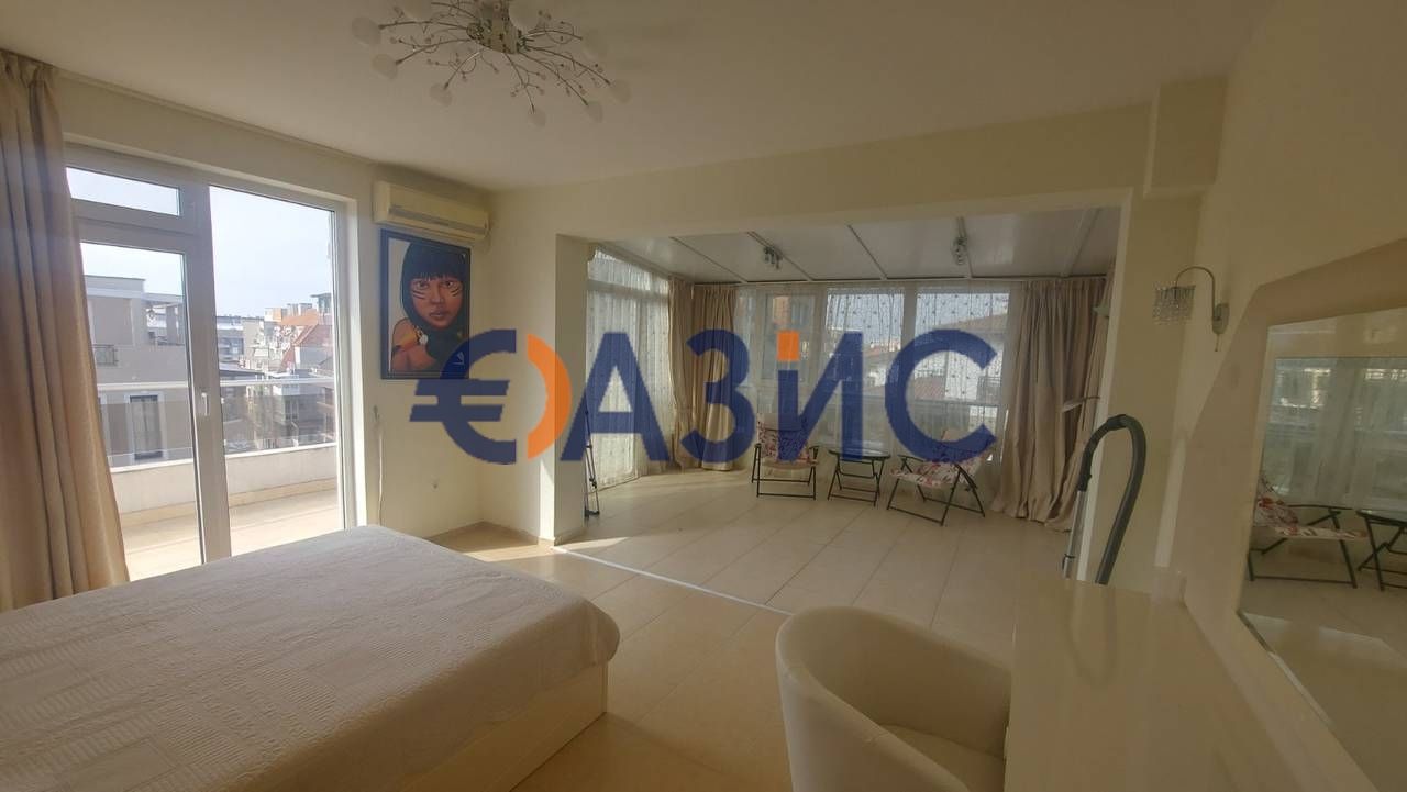 Продава се Четиристаен апартамент в Поморие - 160 кв.м за 1375 €/кв.м - Снимка #3