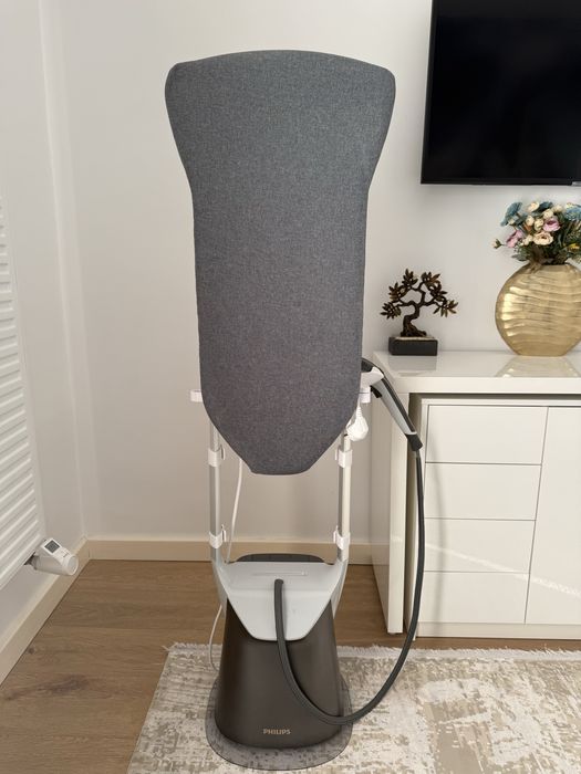 Aparat aburi vertical Philips Aio 8000 GC628/80 statie calcat fier