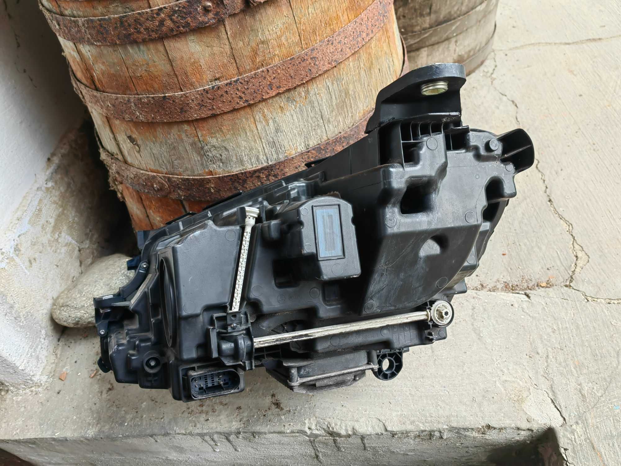Фарове за Mercedes W213 LED Мерцедес W213 Е класа