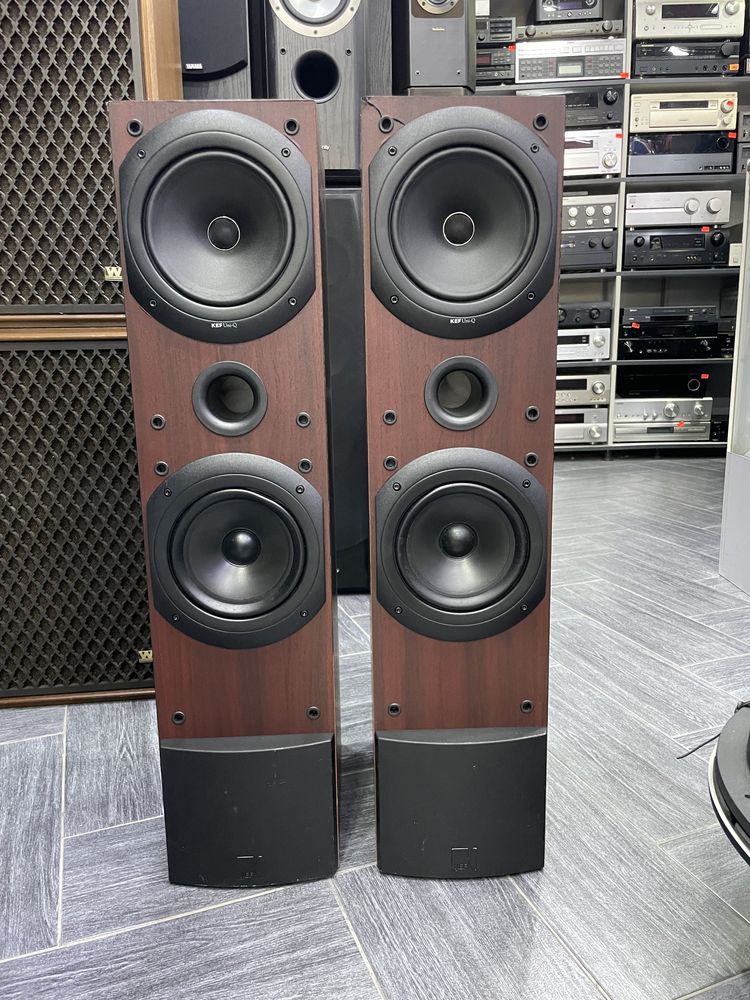 Kef q50s flor standing