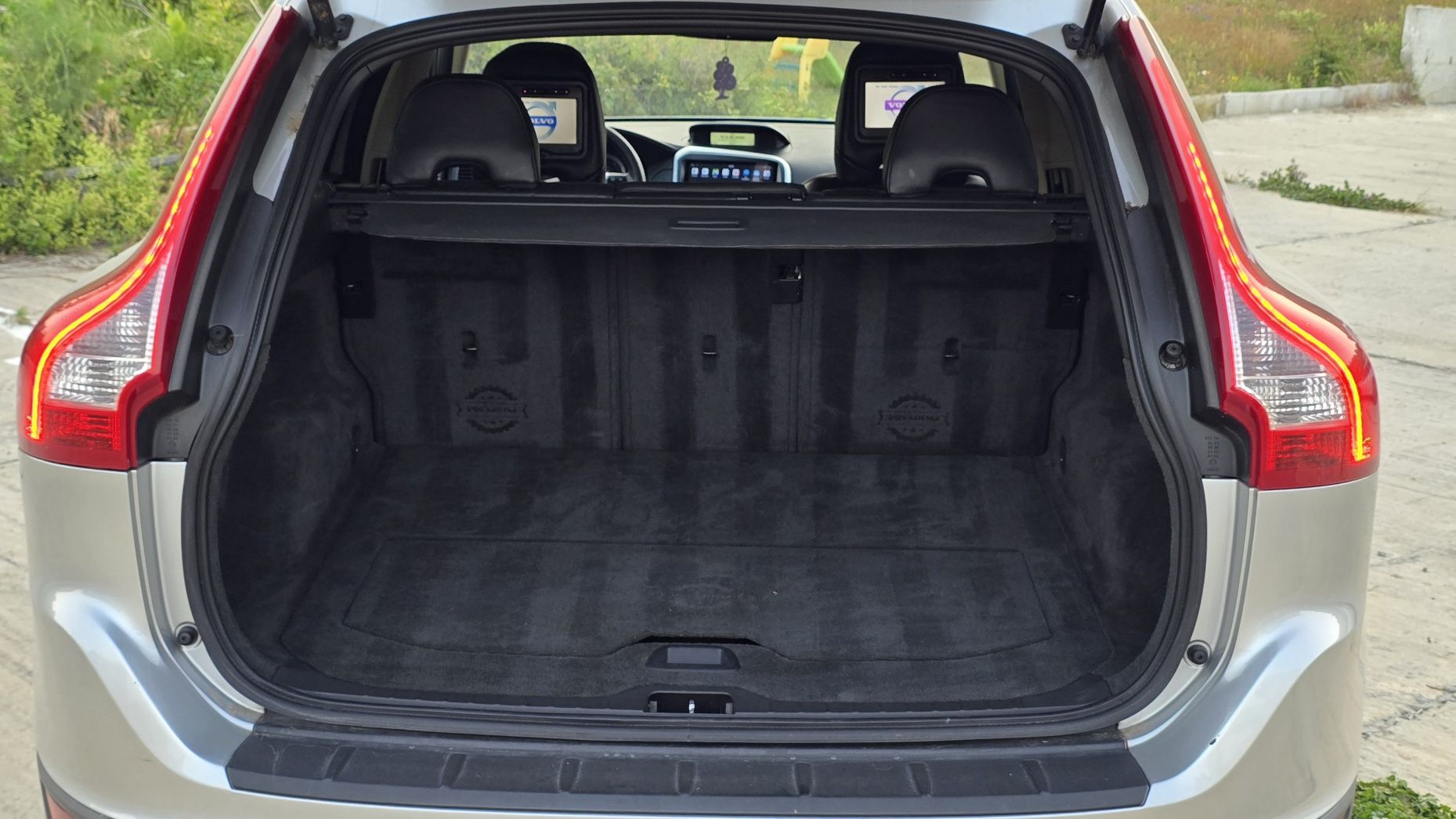 Volvo XC60 D5 2.4D 205кс Подгрев Андроид 4х4