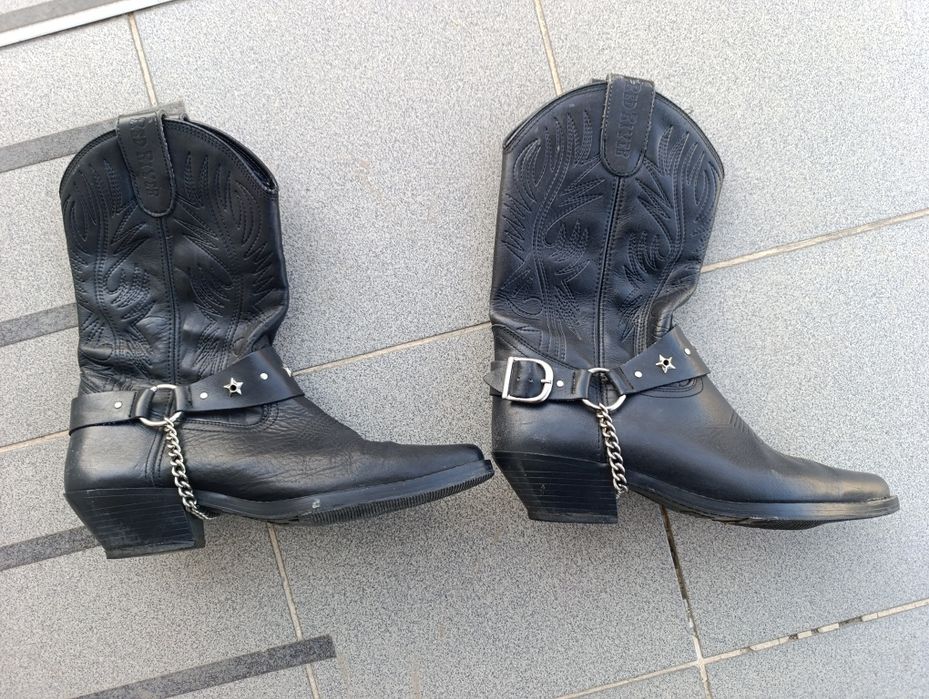 Сапоги ковбойские