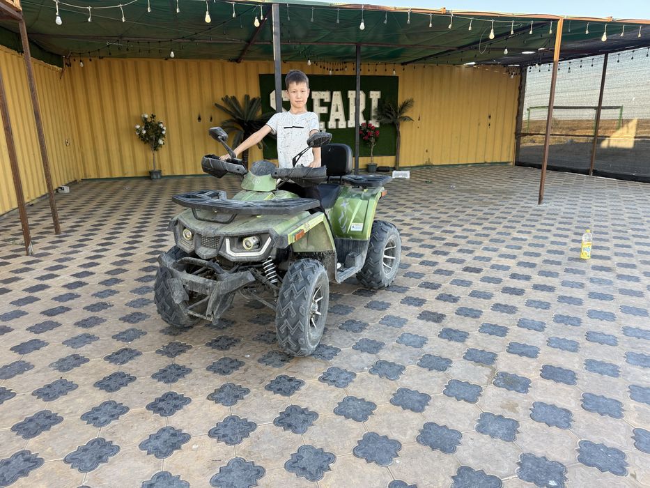 Продам Квадроцикл в хорошем состояний