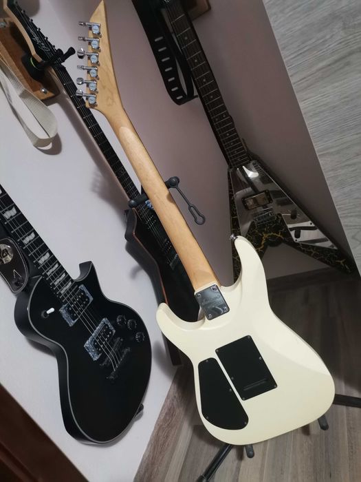 Chitarä Electricä Jackson