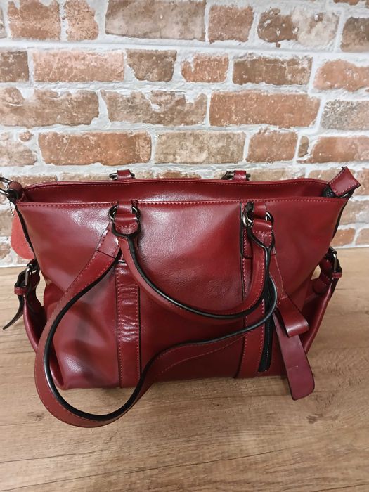 Дамска чанта бордо от естествена кожа
