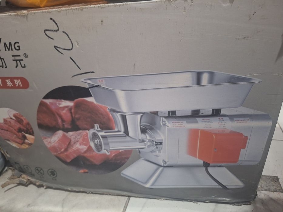 Мясорубка промышленный 22 Модель