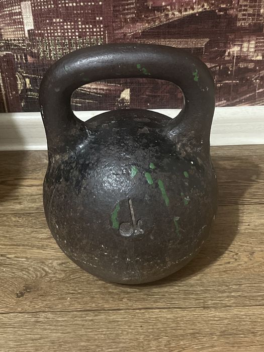 Продам гирю 24 кг