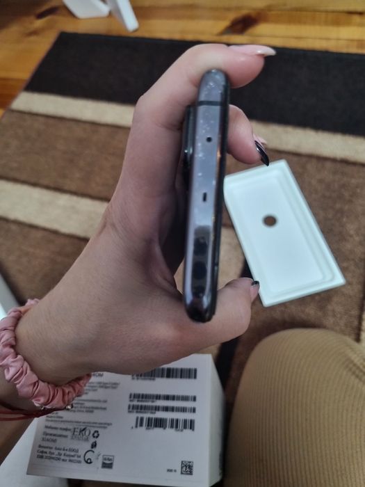 Продавам Xiaomi mi 10T