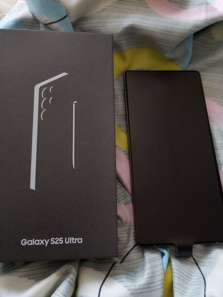 Smsung Galaxy S25 ULTRA