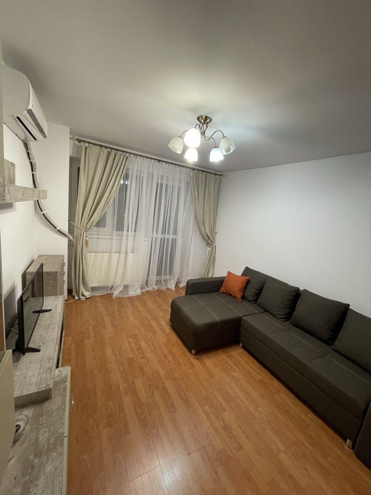 Proprietar inchiriez ap 2 camere Rin Confort Park cu loc de parcare