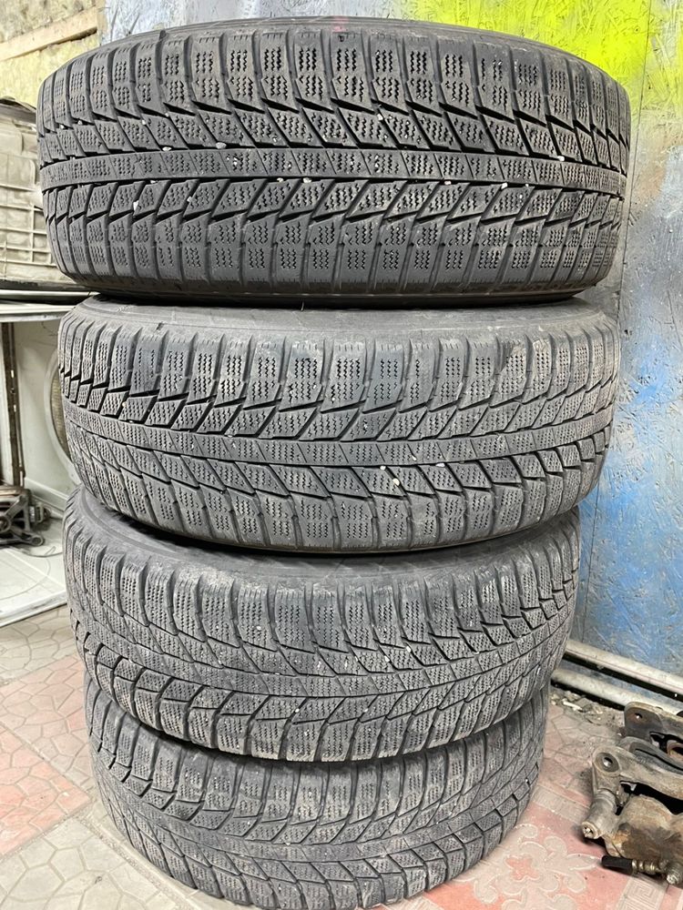 Продам шины с диской