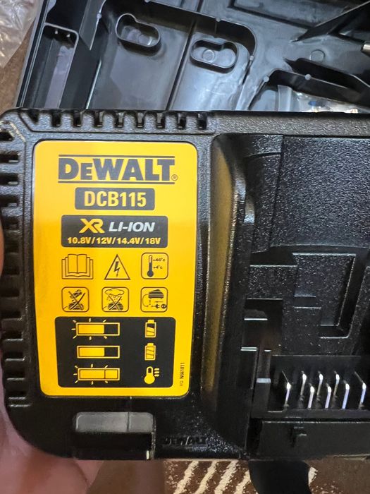 Акумулаторен ударен винтоверт DeWALT DCD709, 18 V