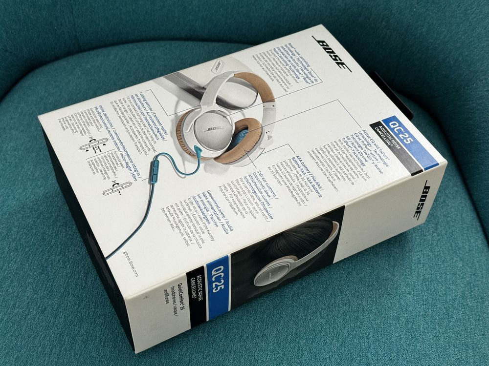 Bose QuietComfort 25 Acoustic Noise Cancelling white