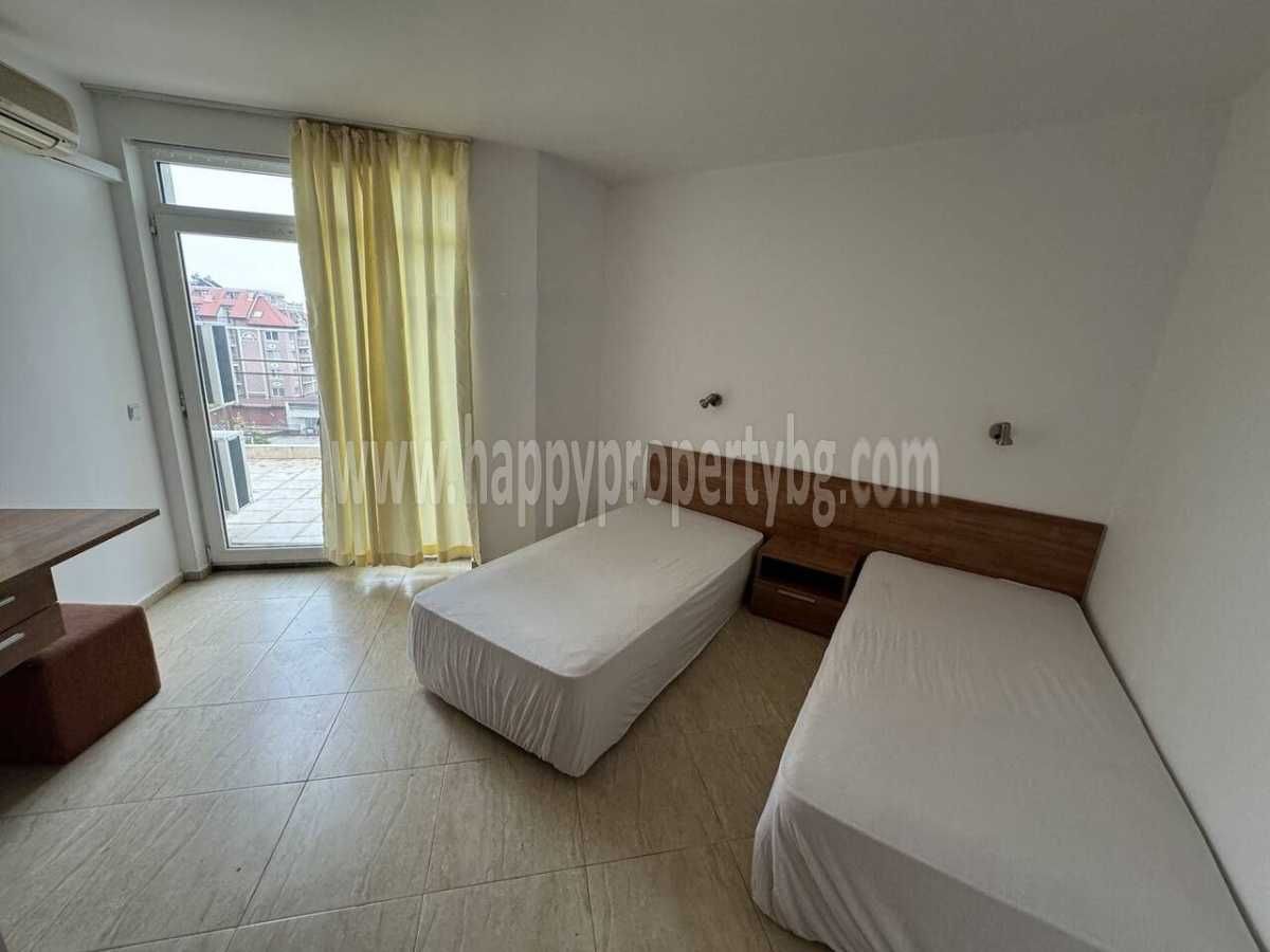 Продава се Двустаен апартамент в к.к. Слънчев бряг - 69 кв.м за 943 €/кв.м - Снимка #9