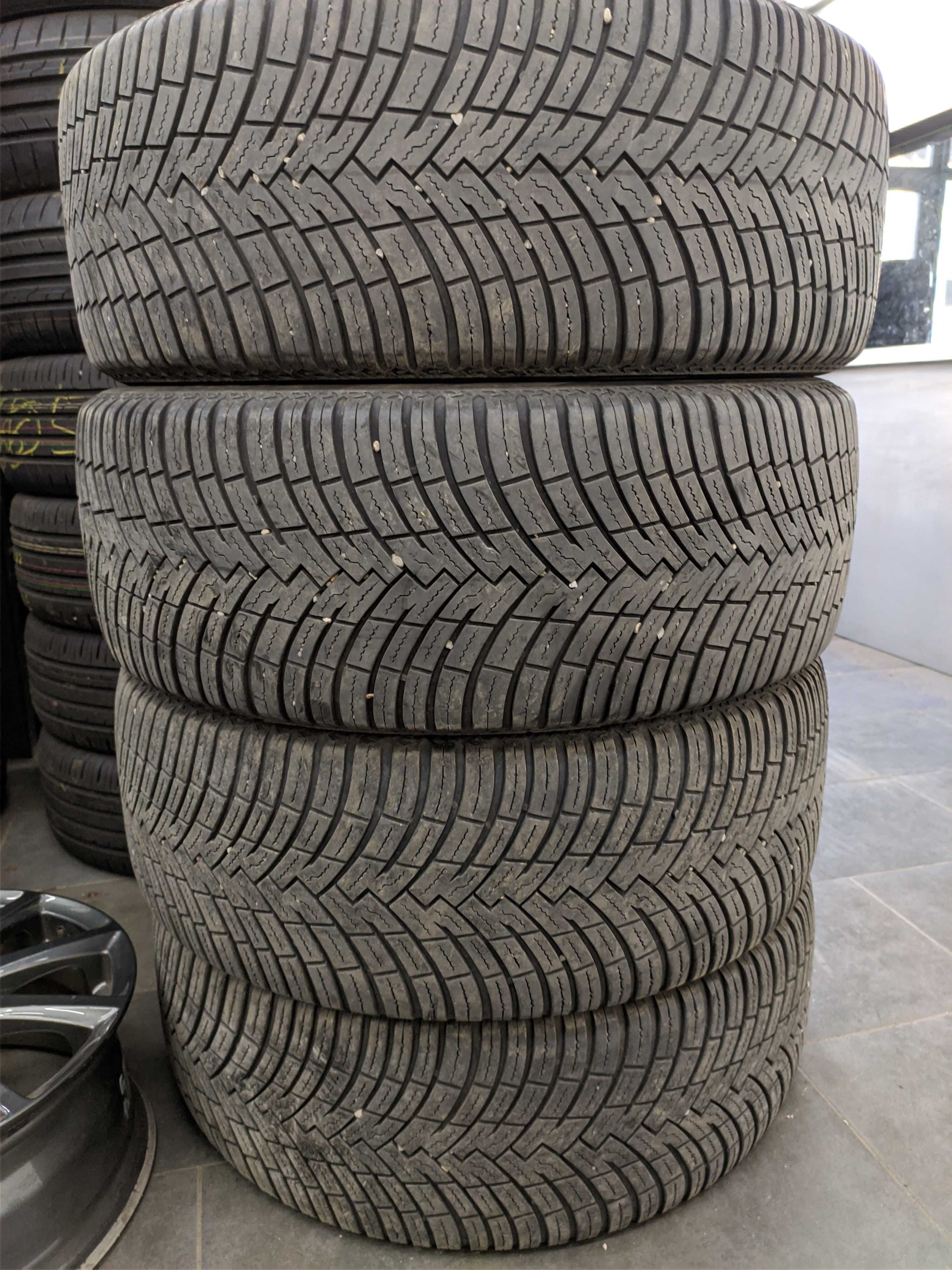 4бр Всесезонни Гуми 235 55 18 - Pirelli - DOT 2023
