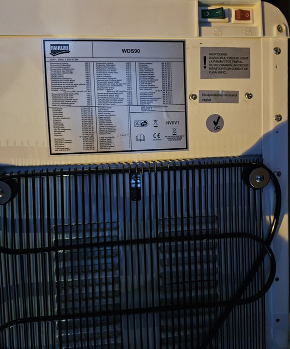 Dozator de apă rece si caldă